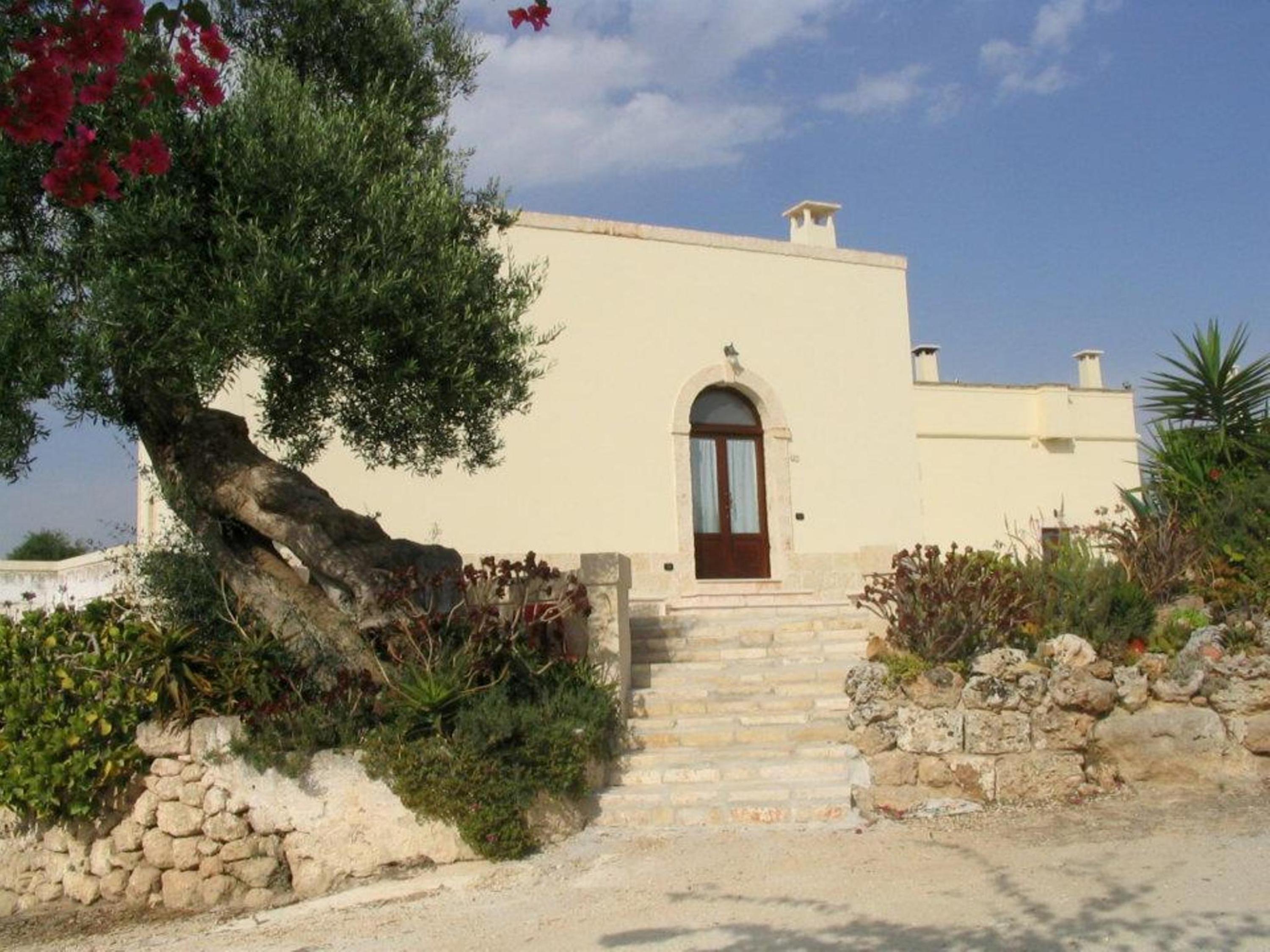 Masseria San Martino Pezze Di Greco Exterior photo